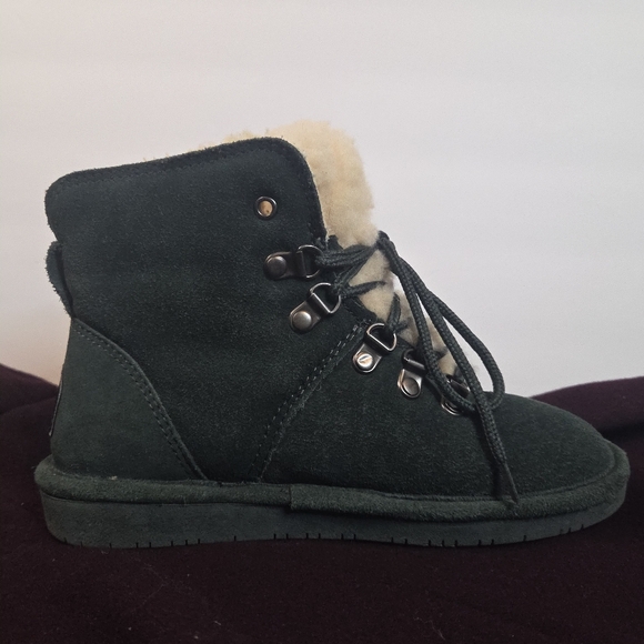 BEARPAW Kerri Dark Green Lace-Up Boots | Wool & Sheepskin | NeverWet™ | NWOT 6 - Picture 4 of 16